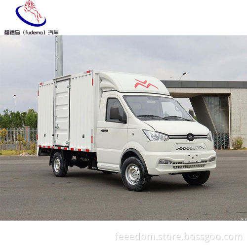 Cheap Used Cars Gio Handsomeship Electric Van New Energy  Manual Air Conditioning